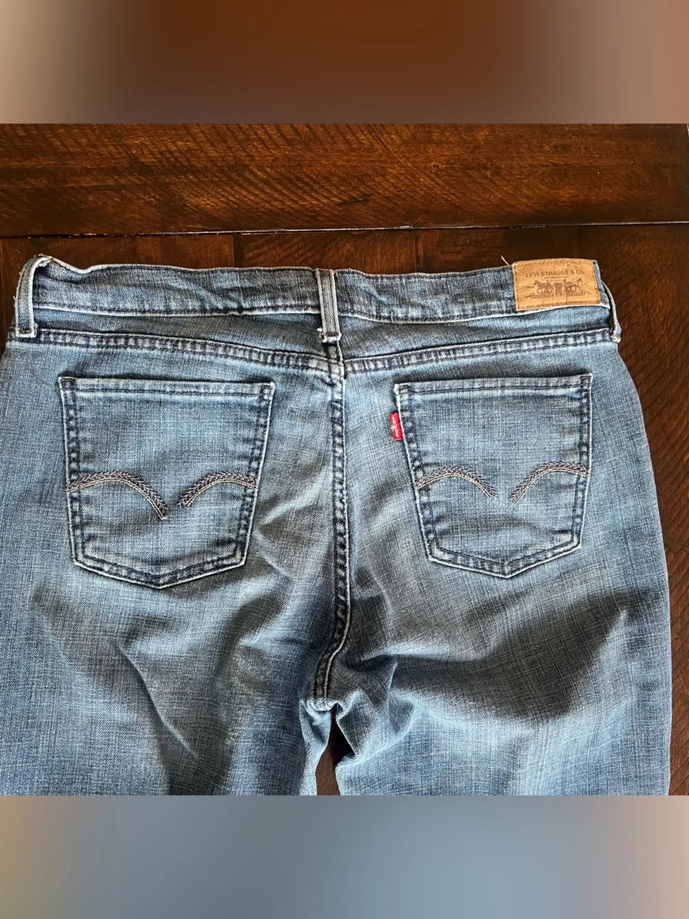 Levi’s 515 Bootcut Jeans Women’s 12 Light Wash Mid Rise Discontinued